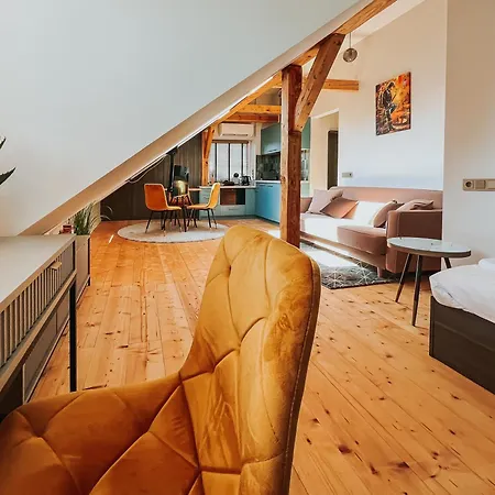 Tiny Oasis - Steps From Oldtown * 클라이페다