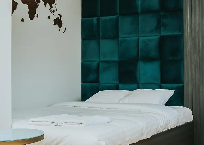 דירה Tiny Oasis - Steps From Oldtown