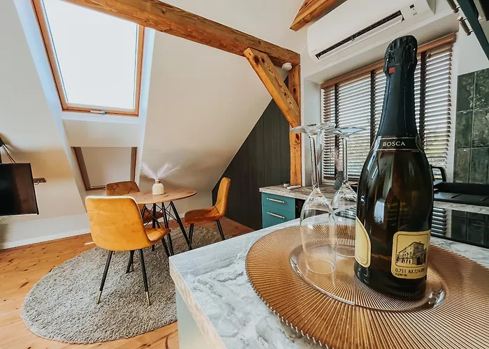 公寓 Tiny Oasis - Steps From Oldtown