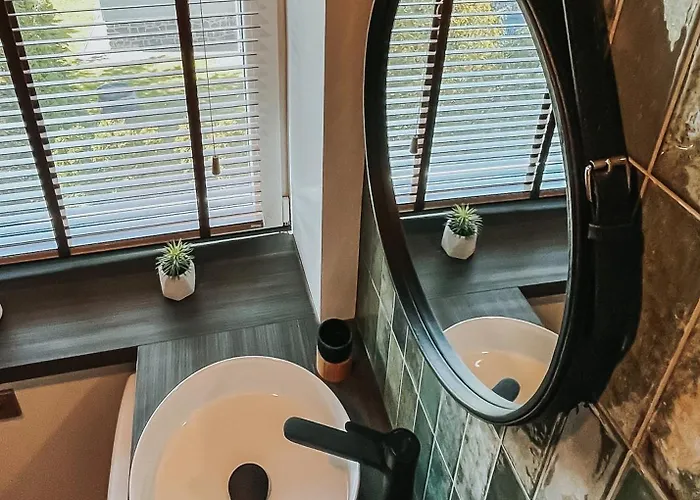 公寓 Tiny Oasis - Steps From Oldtown *