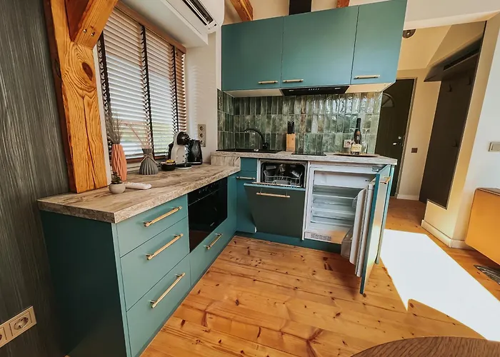 Tiny Oasis - Steps From Oldtown דירה